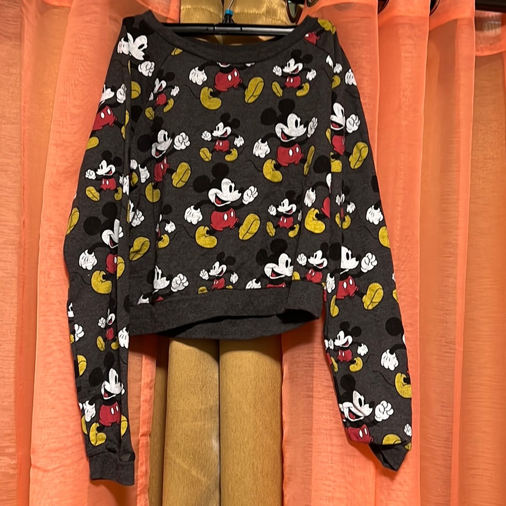 Crop sweater